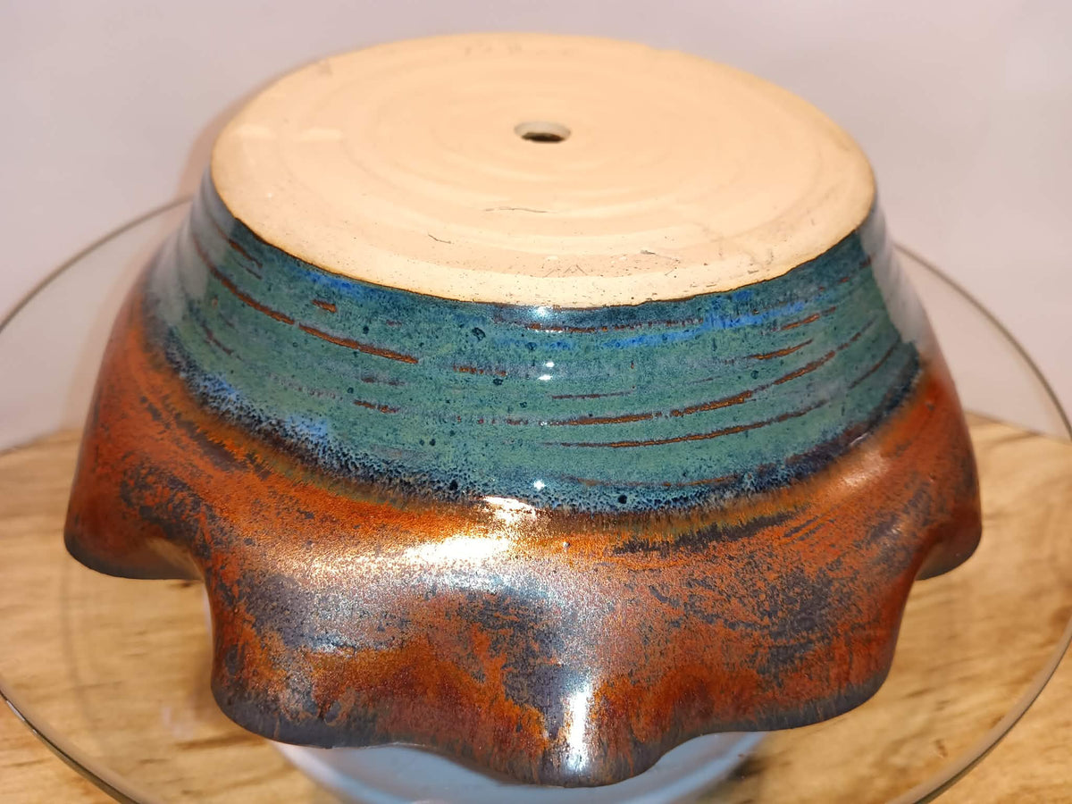 Wavy planter